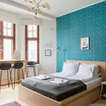 Renovated Design District * هلسنكي