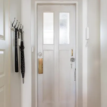 Renovated Design District Apartment Helsinki